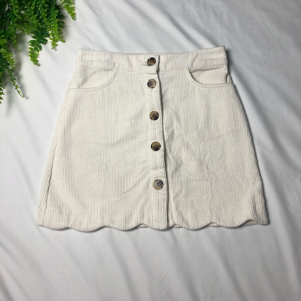 Blu pepper White corduroy button front skirt